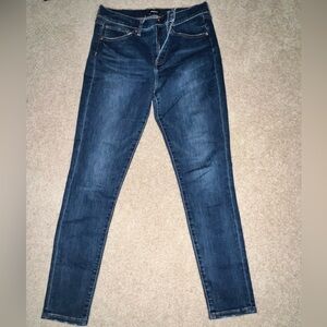 Express skinny mid rise size 8